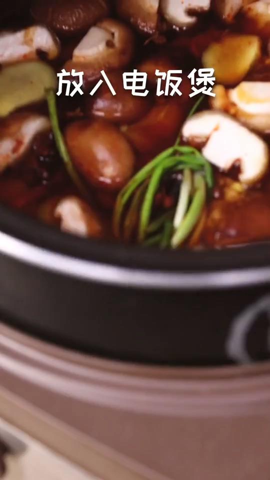 電飯煲黃燜雞的做法-咸鮮味燜菜譜-易網健康養生網 電飯煲黃燜雞的做法-咸鮮味燜菜譜