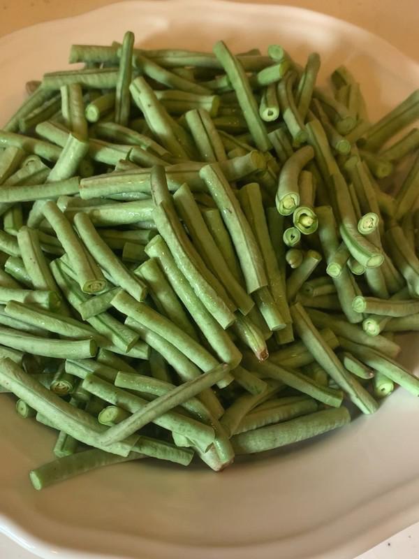 豇豆炒肉絲的做法-酸辣味炒菜譜