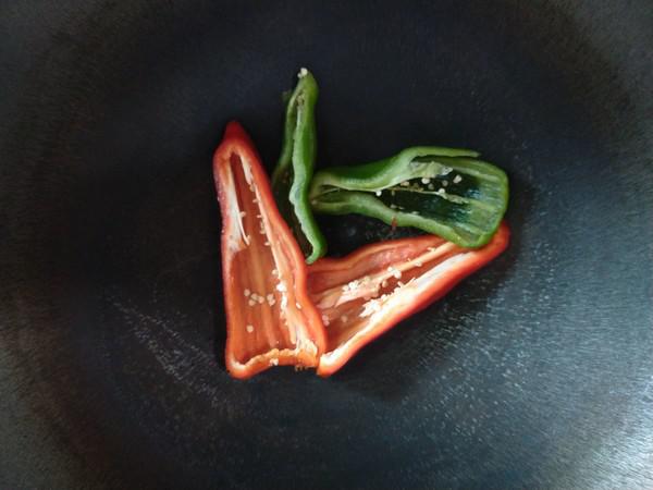 雙椒虎皮皮蛋的做法-麻辣味拌菜譜