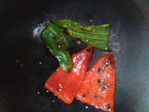 雙椒虎皮皮蛋的做法-麻辣味拌菜譜