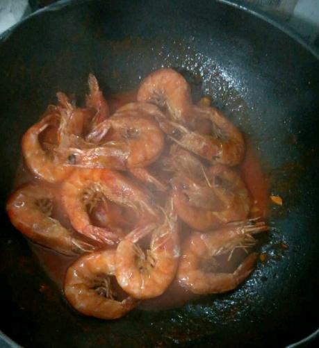 番茄蝦的做法-家常味炒菜譜