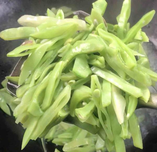 洋蔥扁豆炒肉的做法-家常味炒菜譜