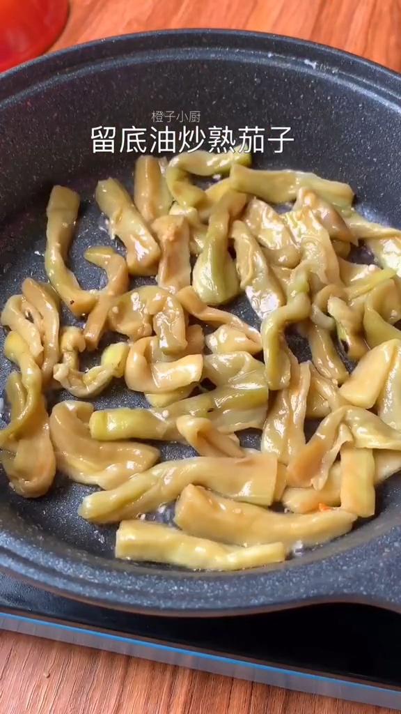 豆腐茄子煲的做法-家常味炒菜譜