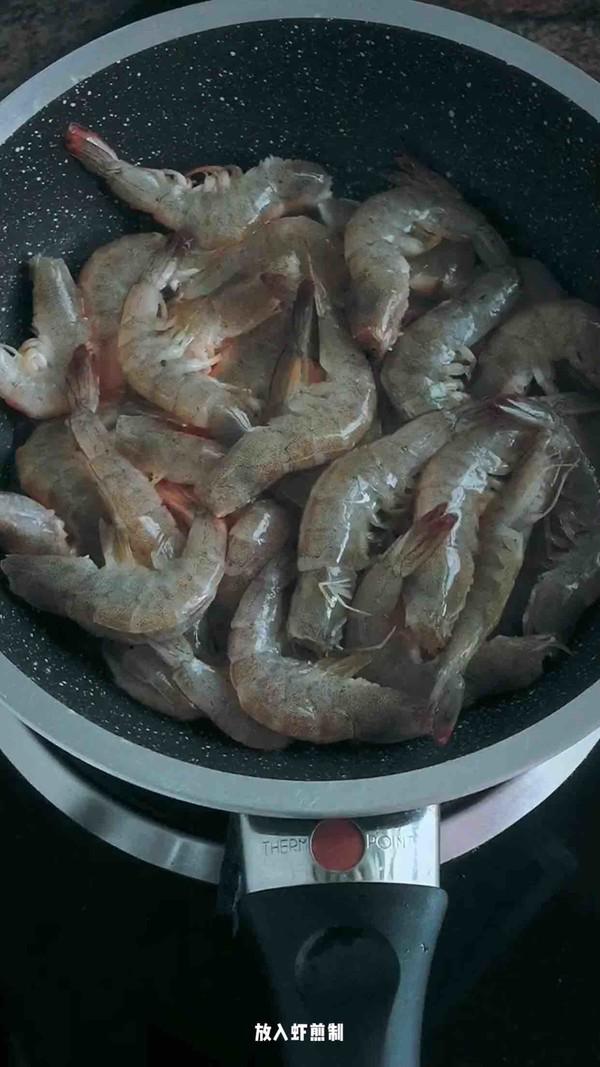 蒜香茄汁蝦的做法-咸鮮味炒菜譜