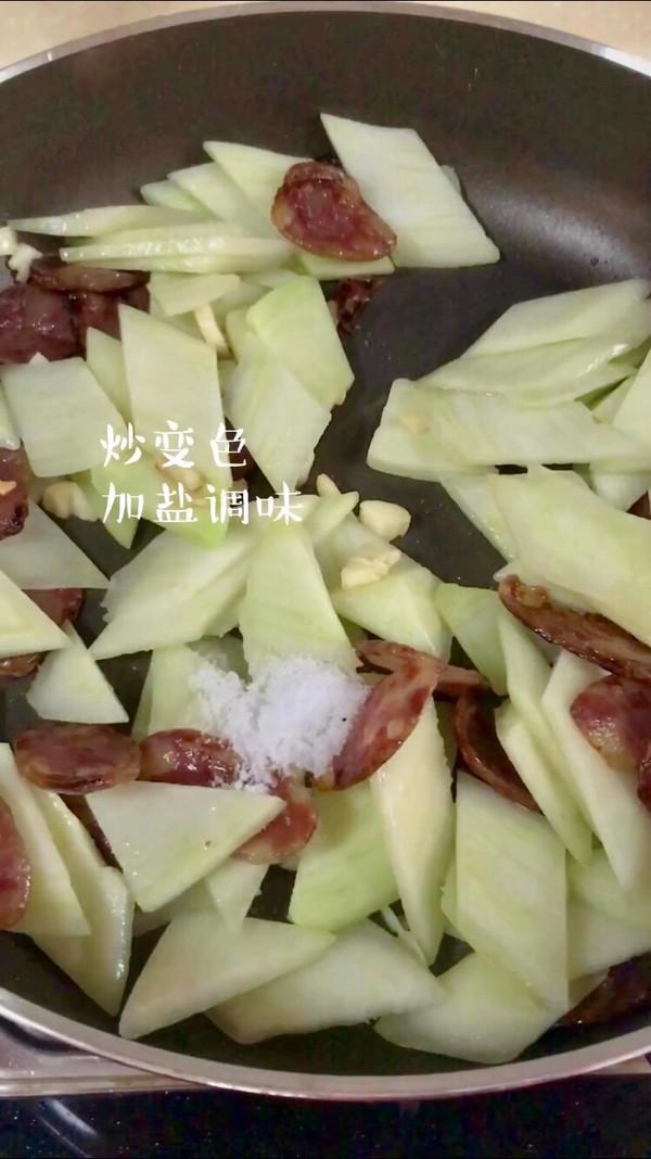 臘腸炒芥藍(lán)的做法-咸鮮味炒菜譜