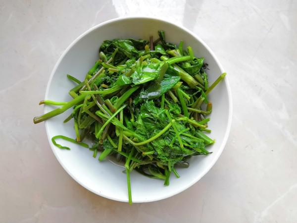 鴨腳板的做法-家常味炒菜譜