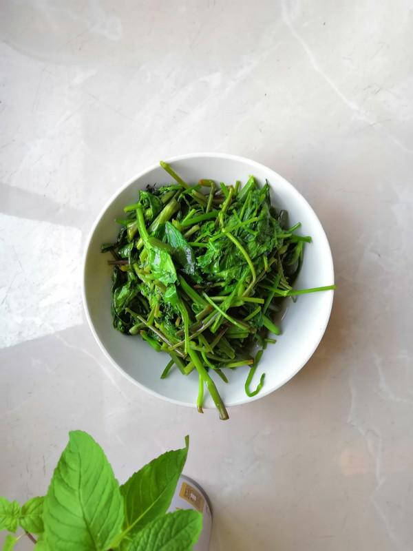 鴨腳板的做法-家常味炒菜譜