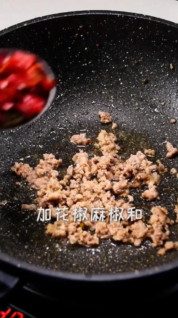 少油版干煸豆角的做法-香辣味炒菜譜-易網健康養生網 少油版干煸豆角的做法-香辣味炒菜譜
