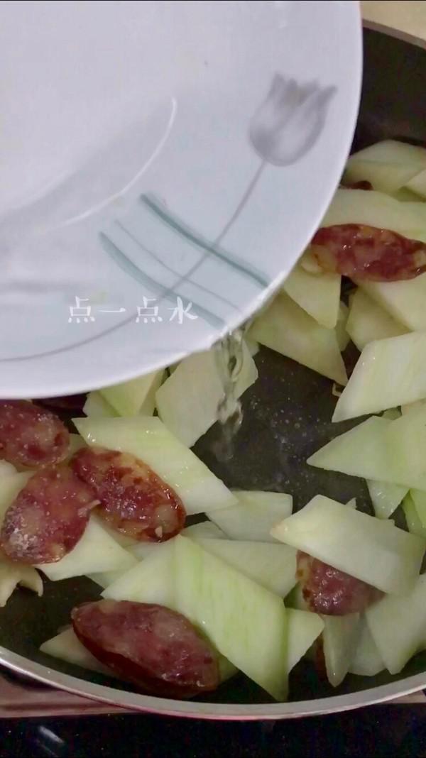 臘腸炒芥藍(lán)的做法-咸鮮味炒菜譜