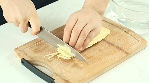 醋溜土豆絲的做法-酸甜味炒菜譜