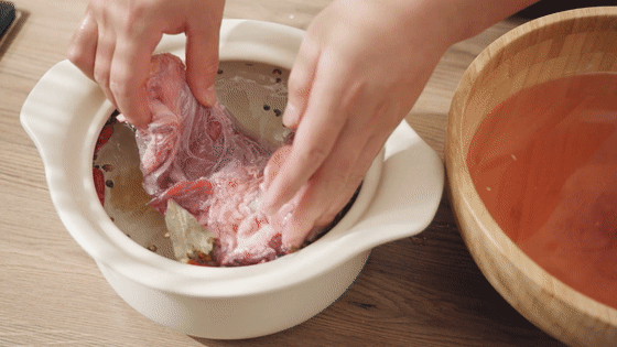 涼拌鹵牛肉【孔老師教做菜】的做法-家常味鹵菜譜-易網健康養生網 涼拌鹵牛肉【孔老師教做菜】的做法-家常味鹵菜譜