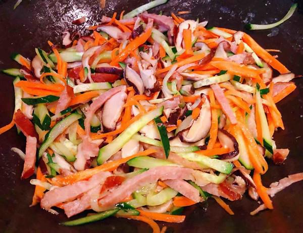 雞蛋時蔬煎餅卷的做法-咸鮮味炒菜譜