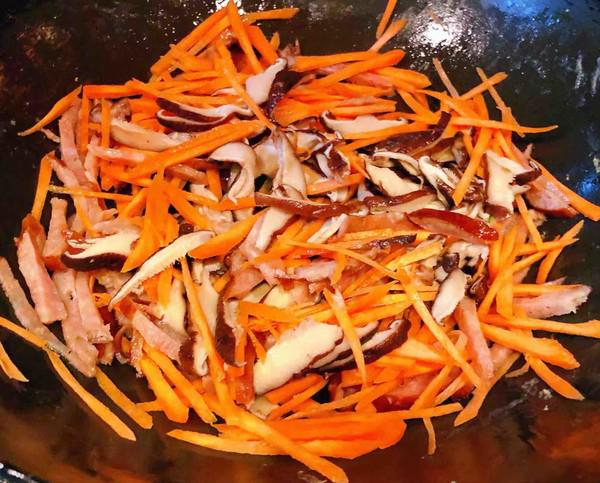 雞蛋時蔬煎餅卷的做法-咸鮮味炒菜譜