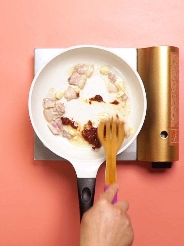 干鍋包菜的做法-家常味炒菜譜