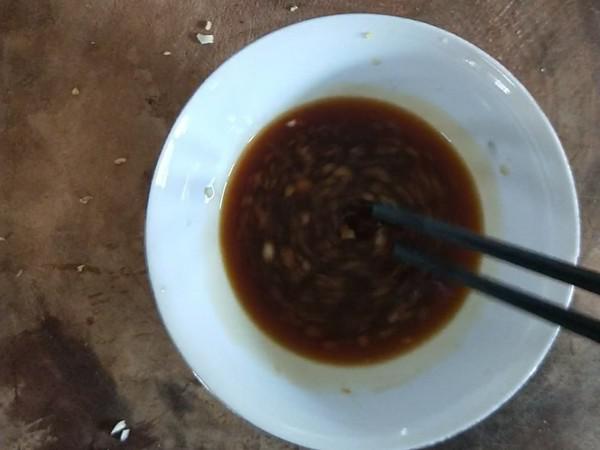 蒜香涼拌秋葵的做法-咸鮮味拌菜譜