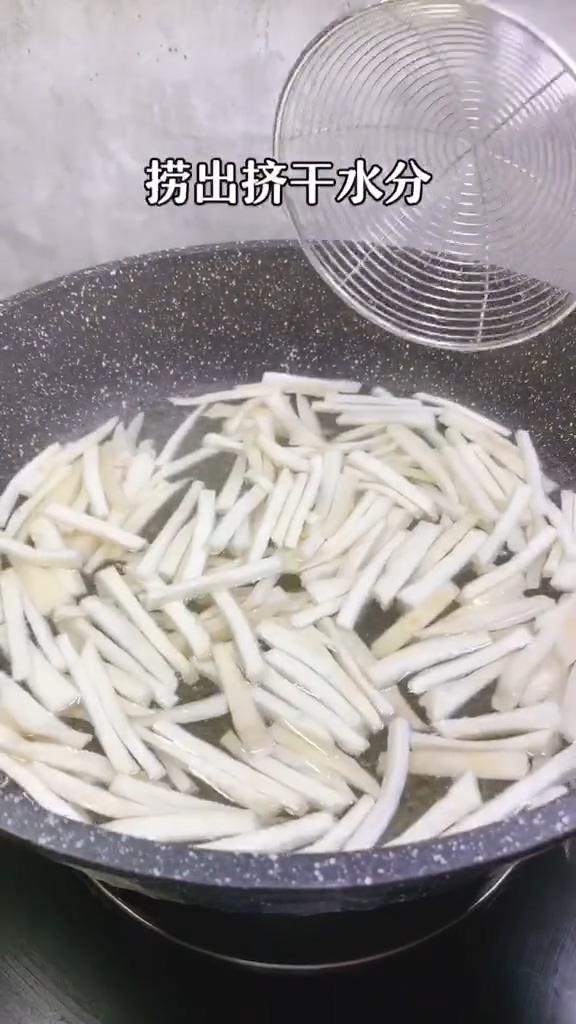 青椒杏鮑菇的做法-家常味炒菜譜