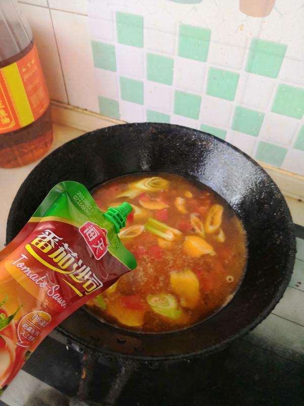 西紅柿燉巴沙魚的做法-家常味炒菜譜