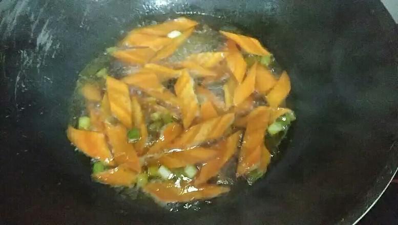 干豆腐炒尖椒的做法-家常味炒菜譜