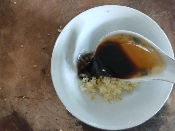 蒜香涼拌秋葵的做法-咸鮮味拌菜譜