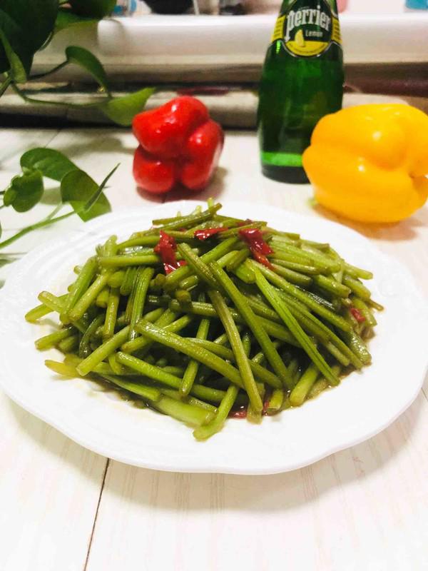 素炒山芋藤的做法-家常味炒菜譜