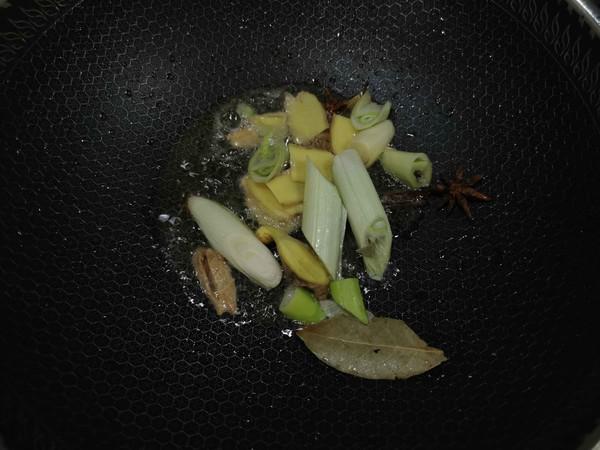 一瓶可樂玩轉(zhuǎn)一道菜——可樂雞翅的做法-家常味燒菜譜