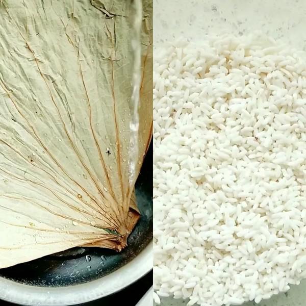 《荷葉糯米雞》的做法-咸鮮味蒸菜譜