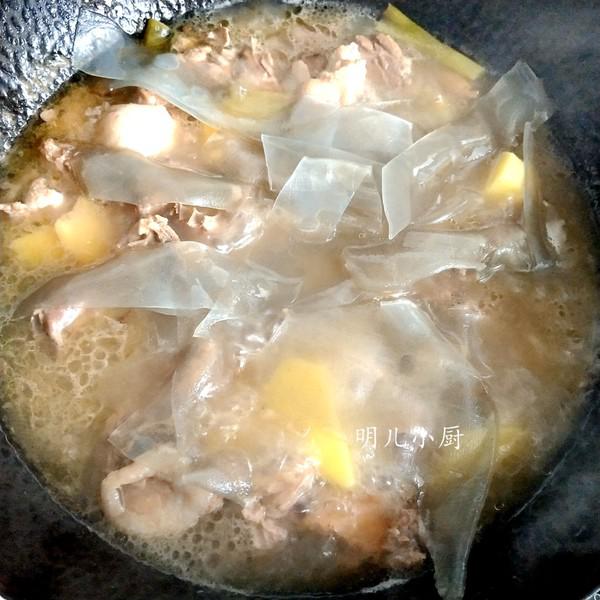 燉炒大公雞的做法-家常味燉菜譜