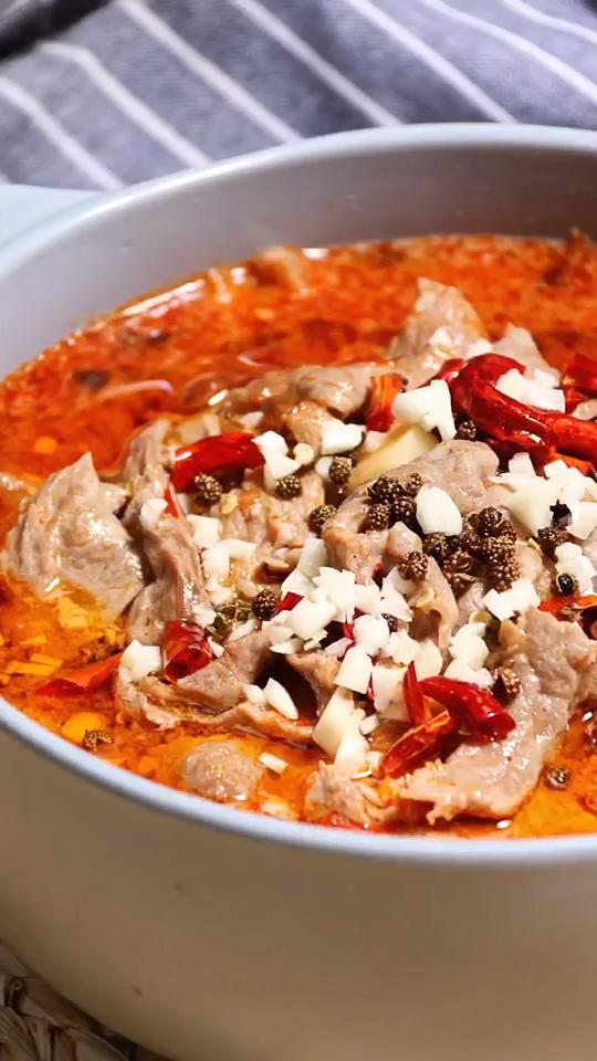 水煮牛肉的做法-香辣味炒菜譜-易網健康養生網 水煮牛肉的做法-香辣味炒菜譜