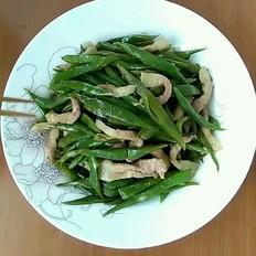 豬肉炒扁豆的做法-家常味炒菜譜