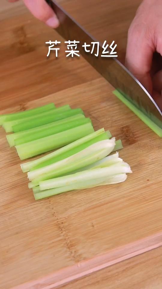 涼拌金針菇的做法-咸鮮味拌菜譜