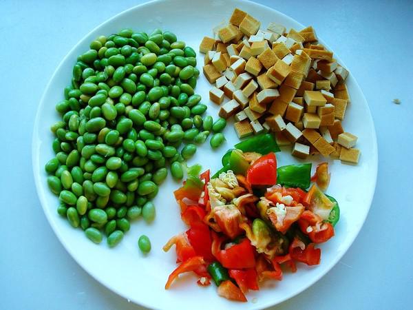 毛豆香干炒肉丁的做法-咸鮮味炒菜譜