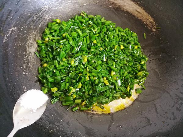 韭苔炒雞蛋的做法-家常味炒菜譜