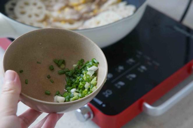 玉米粒炒蓮藕的做法-家常味炒菜譜