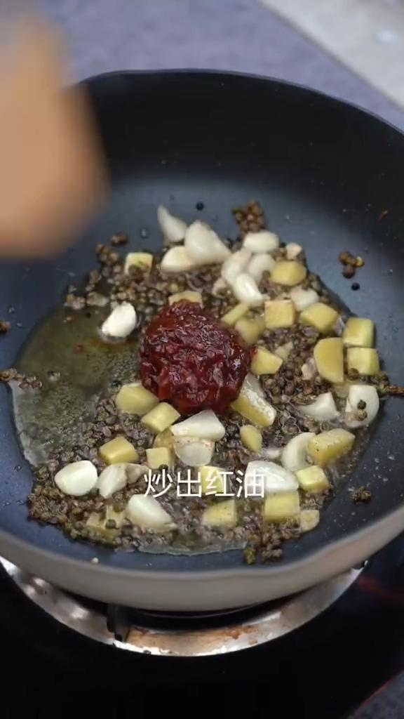 火爆魷魚蝦的做法-麻辣味炒菜譜