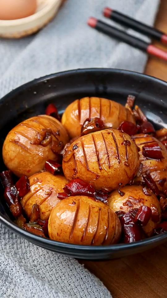 啤酒鹵蛋的做法-咸鮮味鹵菜譜