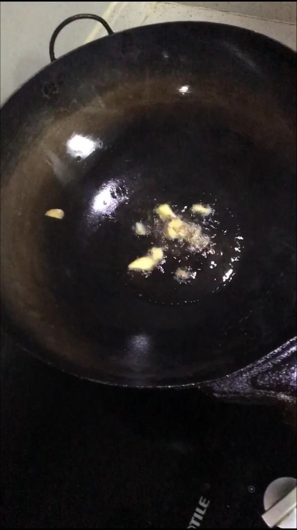 板栗燒雞的做法-咸鮮味燒菜譜