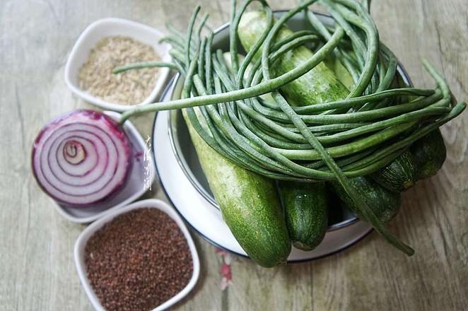 酸甜黃瓜豇豆角的做法-酸甜味蒸菜譜