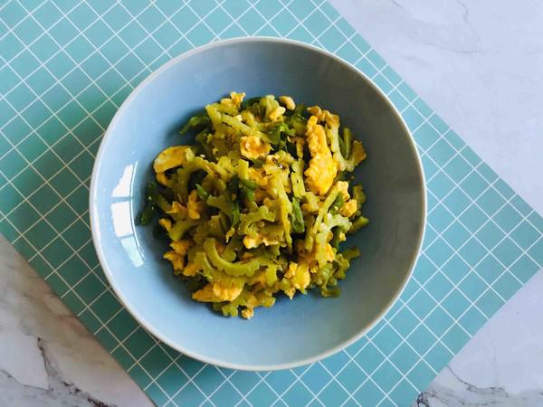 苦瓜炒蛋的做法-家常味炒菜譜