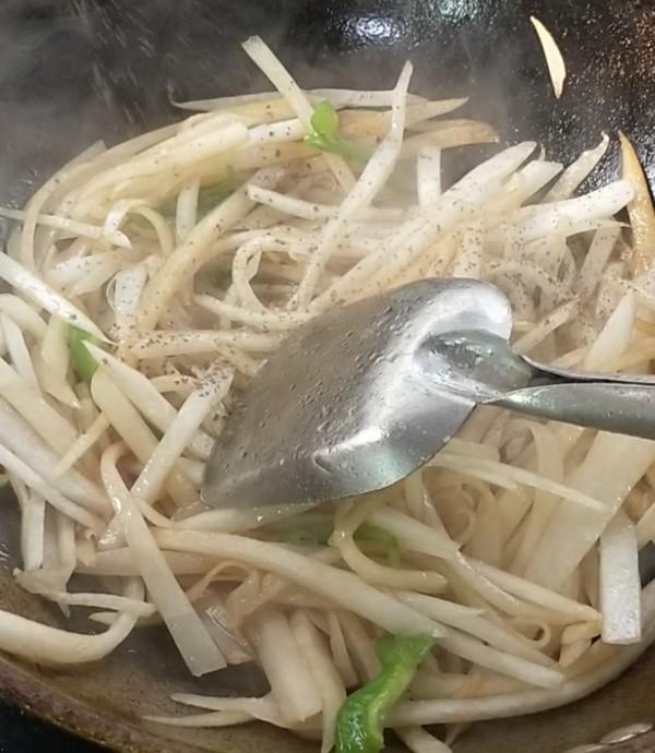 酸辣蘿卜絲的做法-酸辣味炒菜譜