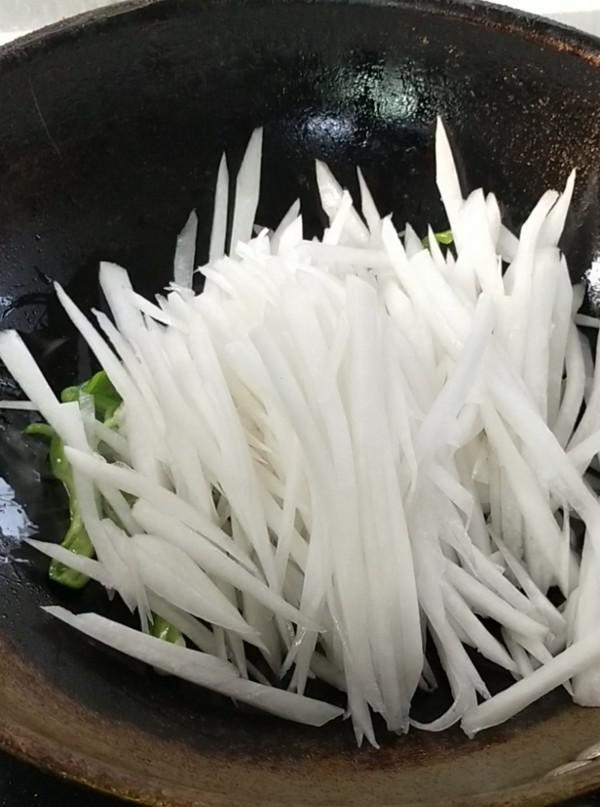 酸辣蘿卜絲的做法-酸辣味炒菜譜