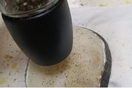 煎銀鱈魚(yú)的做法-咸鮮味煎菜譜