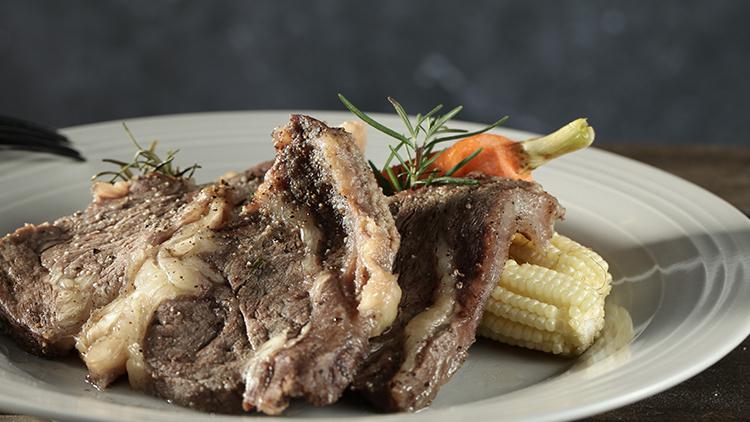 網(wǎng)紅嫩烤牛扒的做法-咸鮮味蒸菜譜