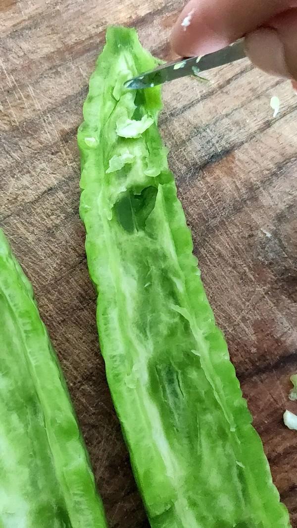 涼拌苦瓜的做法-酸甜味拌菜譜
