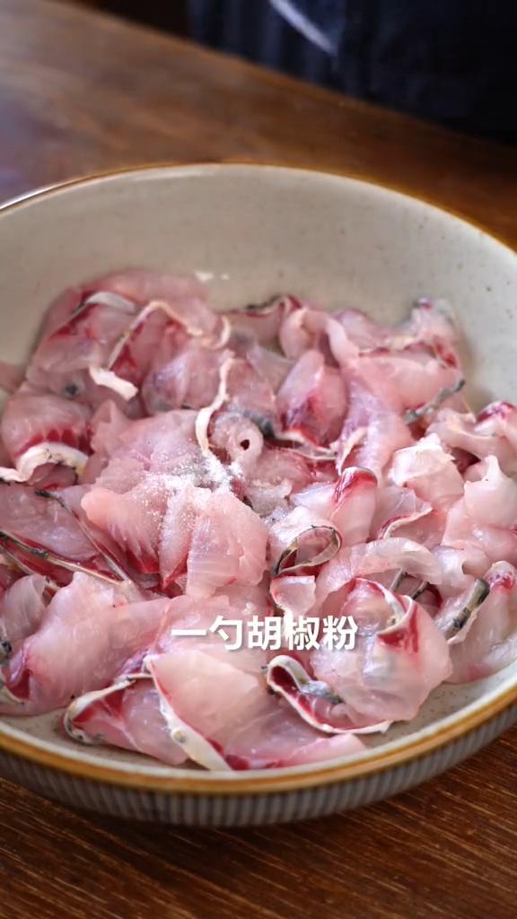 酸菜魚的做法-酸辣味炒菜譜