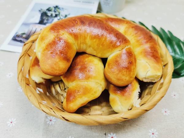 牛角軟面包的做法-甜味烘焙菜譜