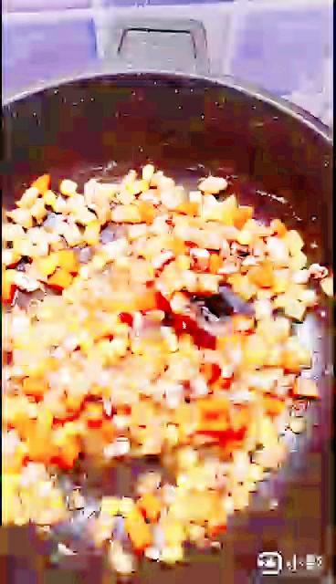 沙茶炒飯的做法-家常味炒菜譜