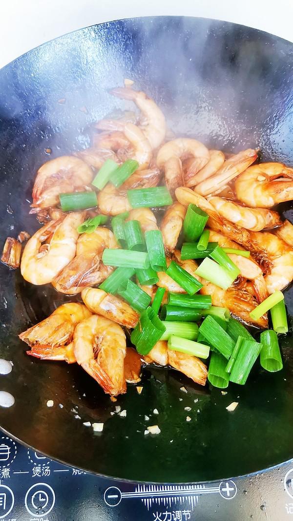 紅燜大蝦的做法-咸鮮味燜菜譜