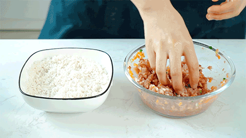 咸蛋黃珍珠丸子的做法-家常味蒸菜譜