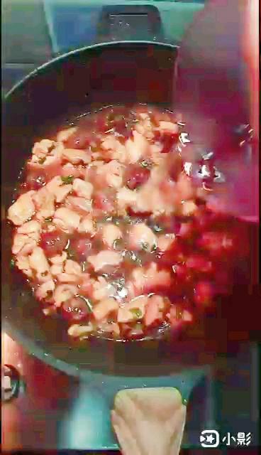 栗子燒雞腿的做法-家常味燒菜譜