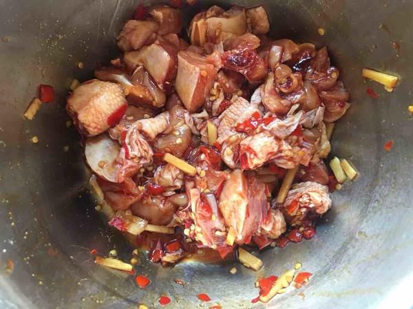 南瓜蒸雞腿的做法-香辣味蒸菜譜-易網(wǎng)健康養(yǎng)生網(wǎng) 南瓜蒸雞腿的做法-香辣味蒸菜譜